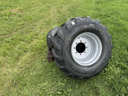 Bild 4:NEU 2 x Kompletträder BKT 500/60-22.5