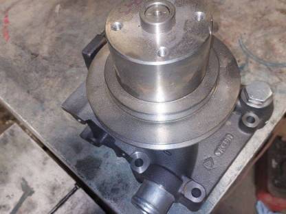 Bild 5:Verkaufe neue Wasserpumpe aus Lagerbestand für Steyr