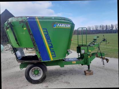 Bild 4:Futtermischwagen Faresin Magnum 900