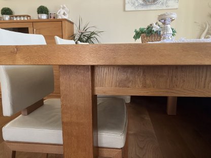 Bild 3:Eiche Esstisch