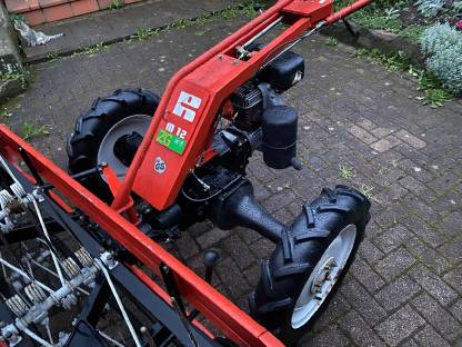 Bild 4:Reform M12 Kombi Hangmäher, Heuwender