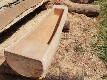 Bild 7:Brunntrog Lärche Brunnen