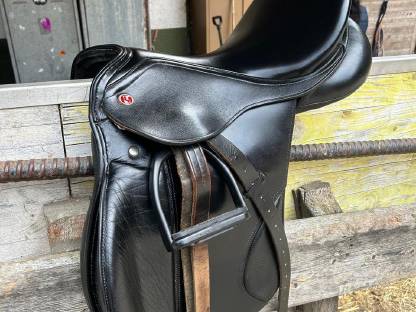 Bild 4:Vielseitigkeitssattel Kieffer