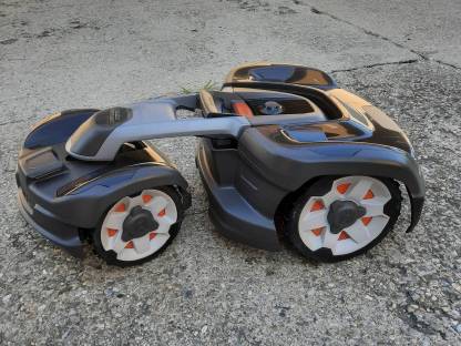 Husqvarna 435X AWD Mähroboter