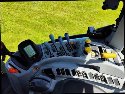 Bild 7:New Holland T6040 Elite