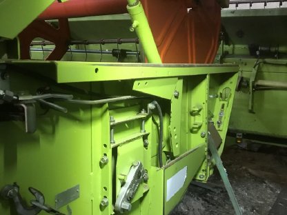 Bild 2:Claas Mega Schneidwerk C 510 Autocontur