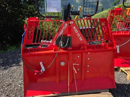 Bild 4:Königswieser Funk-Forstseilwinde mit Seilausstoß 4,2 t