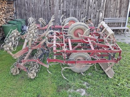 Bild 4:Kongskilde Kultivator 4,7m