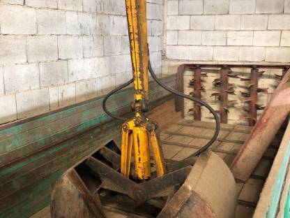 Bild 6:Miststreuer Krüger H4