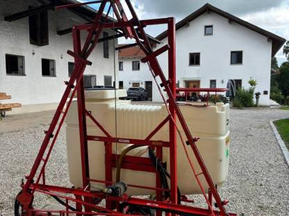 Bild 2:Feldspritze Holder IS-61 gut erhalten, einsatzbereit