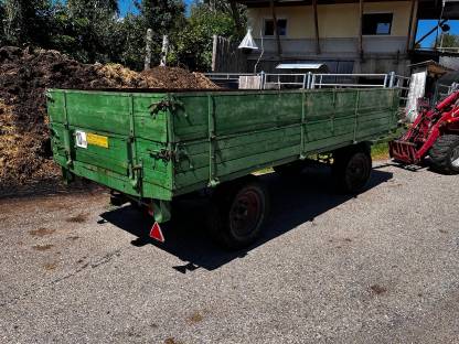 Bild 2:Oldtimer Anhänger