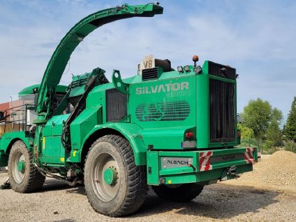 Bild 2:Albach Silvator 2000 Holzhäcksler