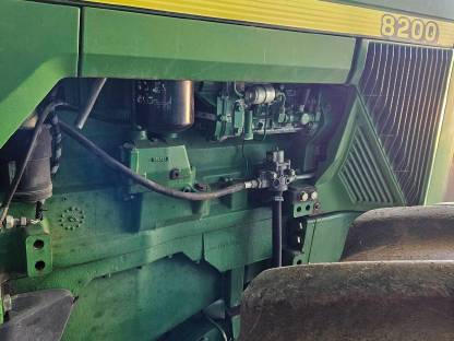 Bild 9:John Deere 8200