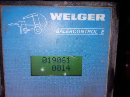 Bild 8:Welger Rundballenpresse RP 235