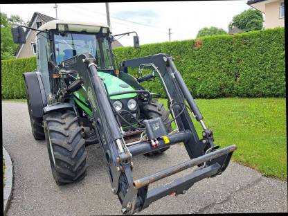 Bild 4:Deutz Fahr Agroplus 80 Premium mit Hauer Frontlader HLS 70
