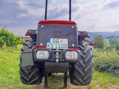 Bild 5:Antonio Carraro SRX 8400, 70 PS, Wendesitz