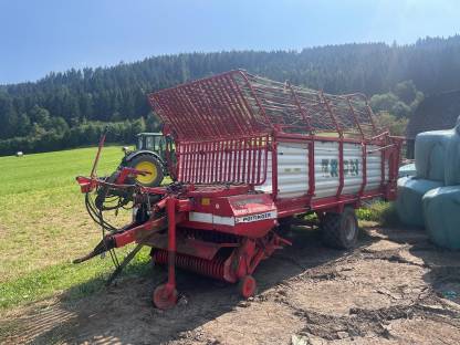 Bild 2:Pöttinger Ernteprofi 2