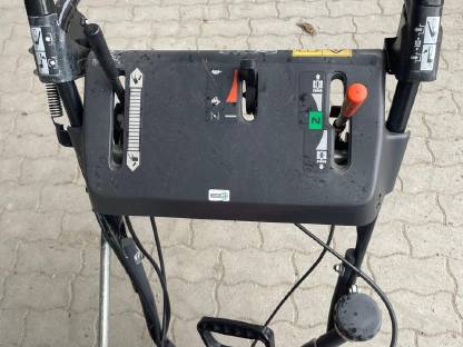 Bild 5:Verkaufe eine Schneefräse Honda HS760