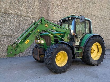 John Deere 6430