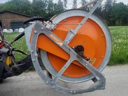 Bild 3:Perwolf Schlauchhaspel Gülleverteilung Pendelverteiler