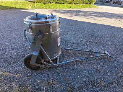 Westfalia Milchtank 250 l mit Wagen