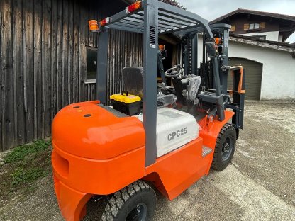 Bild 2:HELI Diesel Stapler 2,5 t CPC25