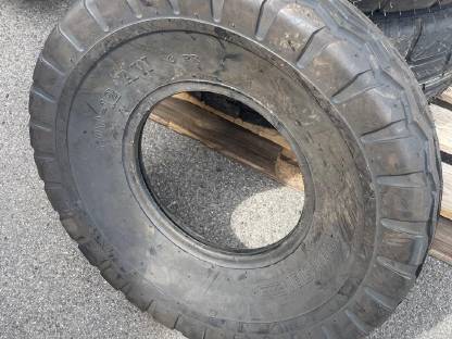 Bild 3:Vredestein 7.00-12 AW