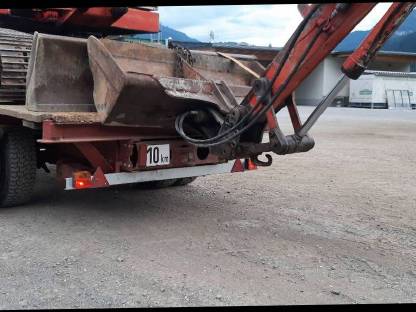 Bild 3:Anhänger für Baggertransport