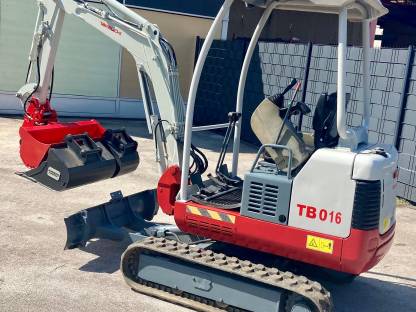 Takeuchi Minibagger TB 016