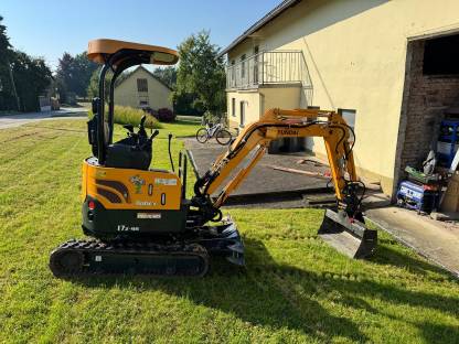 Bild 2:Neuwertiger Bagger Hyundai 17Z-9A