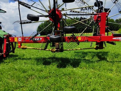 Bild 6:Doppelseitenschwader Fella TS 1452