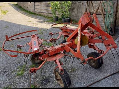 Bild 4:Kreiselheuer Fella TH 370 DS