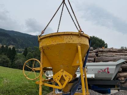 Bild 2:Betonkübel Krankübel 750 l