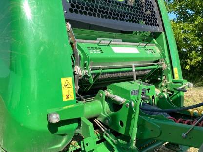 Bild 3:John Deere 960 Rundballenpresse