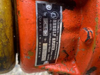 Bild 8:Bauer Güllefass