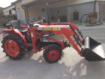 Bild 2:Kubota L1802 DT