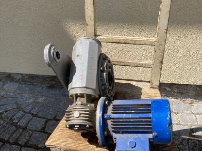 Flachgetriebemotor