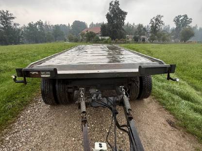 Bild 2:Lkw Container Anhänger Ballen Wagen Traktor Anhänger