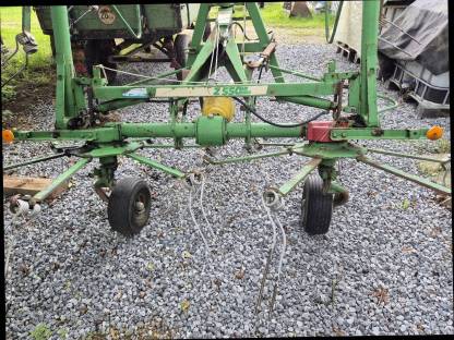 Bild 9:Stoll Z550 Hydro Kreiselheuer Wender