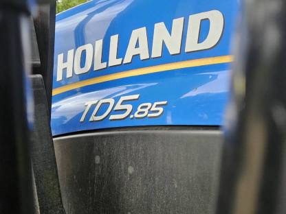 Bild 7:Verkaufe Traktor New Holland TD.5.85