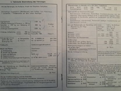 Bild 9:Traktor Ford 2000-8