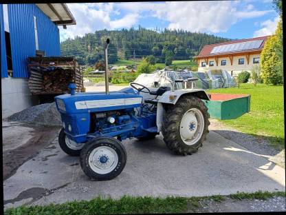 Ford 2000 Dexta