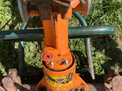 Bild 4:Agria 3400 Mähwerk (Kommunalversion)