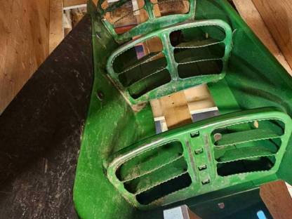 Bild 4:John Deere Teile