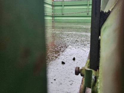 Bild 3:Anhänger, 2-Achser, 15 t Nzl., guter Zustand, ehem. Luftkipper