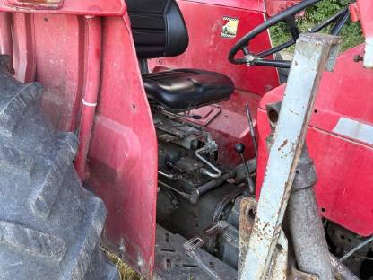 Bild 4:Massey Ferguson 165 mit Frontlader