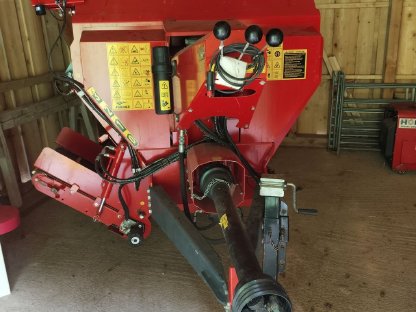 Bild 5:Fimaks 4 m Futtermischer