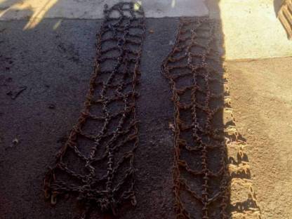 Schneeketten Doppelspur