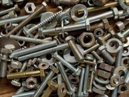 Bild 3:Schrauben, Muttern, Scheiben