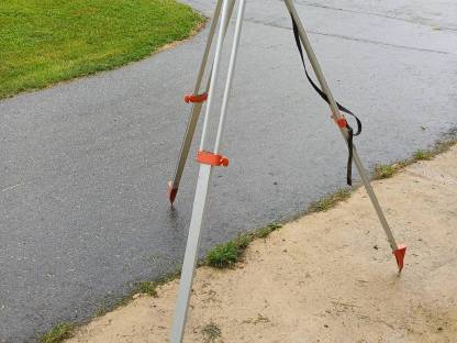 Bild 4:Verkaufe Stativ für Niveliergerät